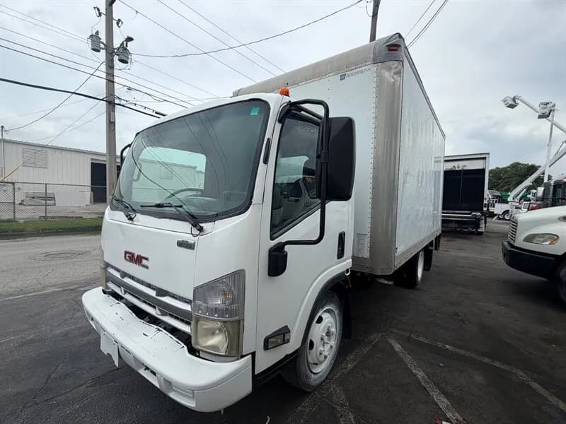 2010 GMC W5500