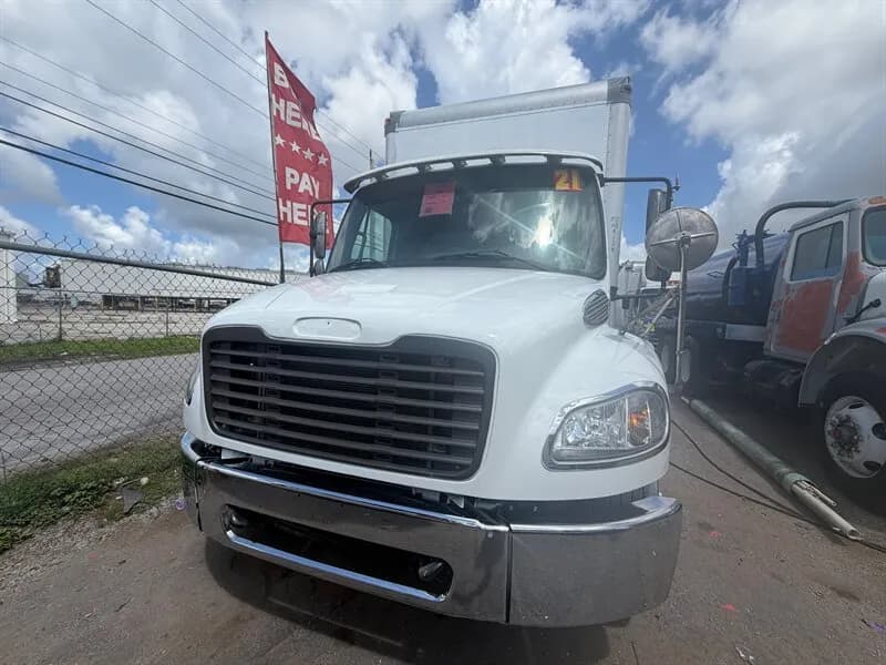 2021 Freightliner M-2