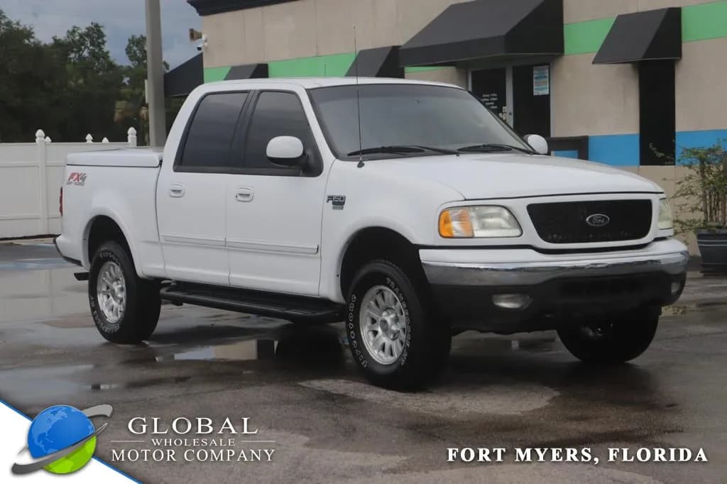 2003 Ford F-150 XLT - Pickup