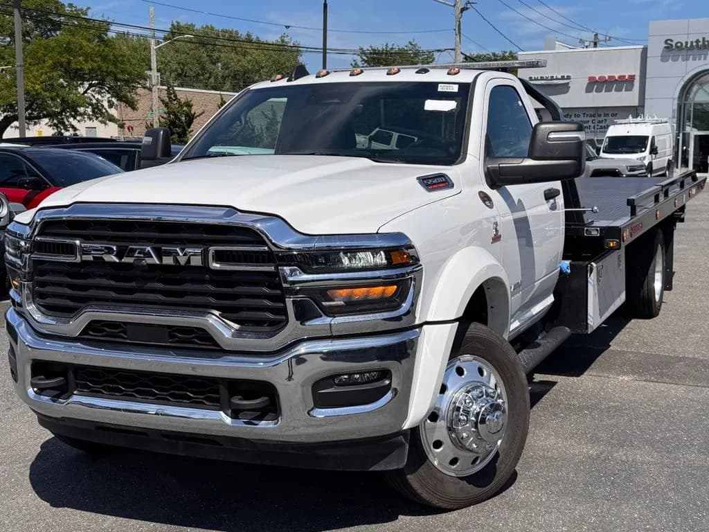 2025 Ram 5500 - Chassis