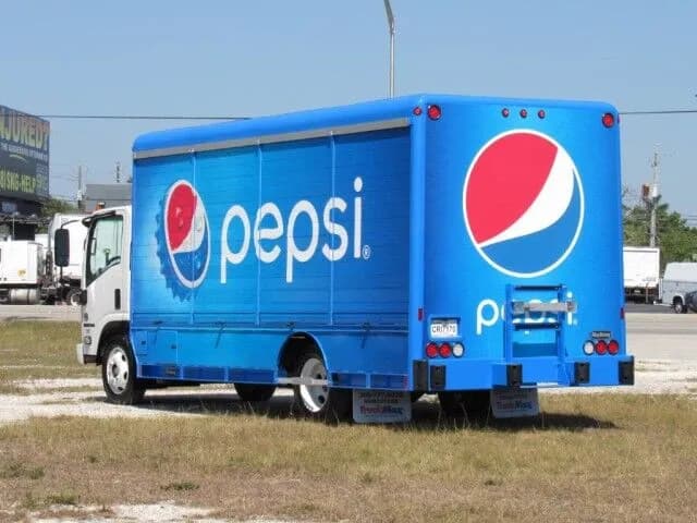 2026 Isuzu NRR - Refrigerated