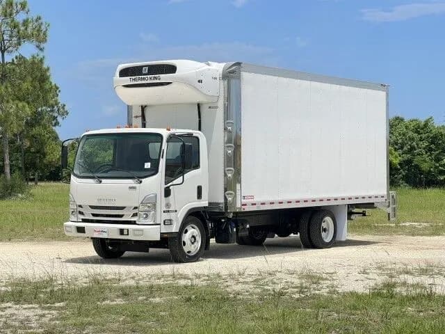 2026 Isuzu NRR - Refrigerated