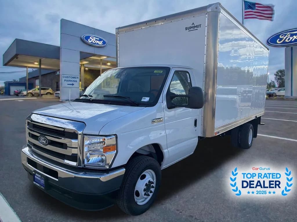 2027 Ford E-450 - Box