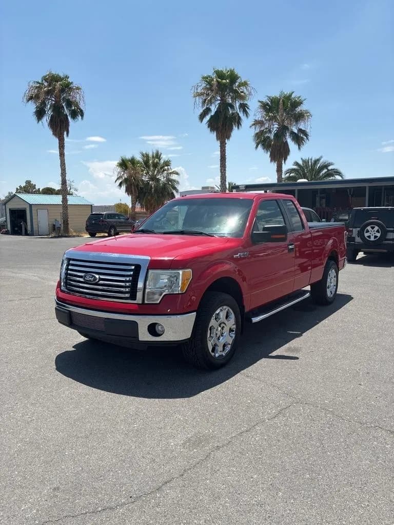 2010 Ford F-150 XL SuperCab 8-ft Bed - Pickup