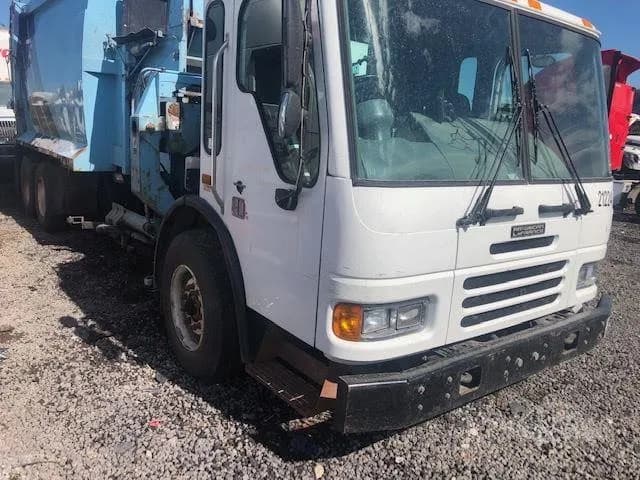 2010 American LAFRANCE - Chassis