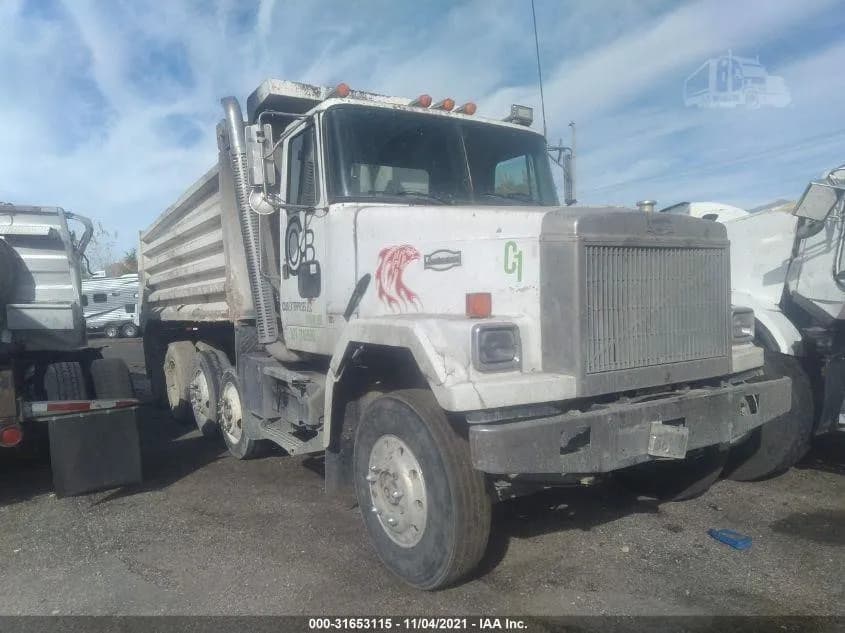 1992 Autocar ACL64 - Dump