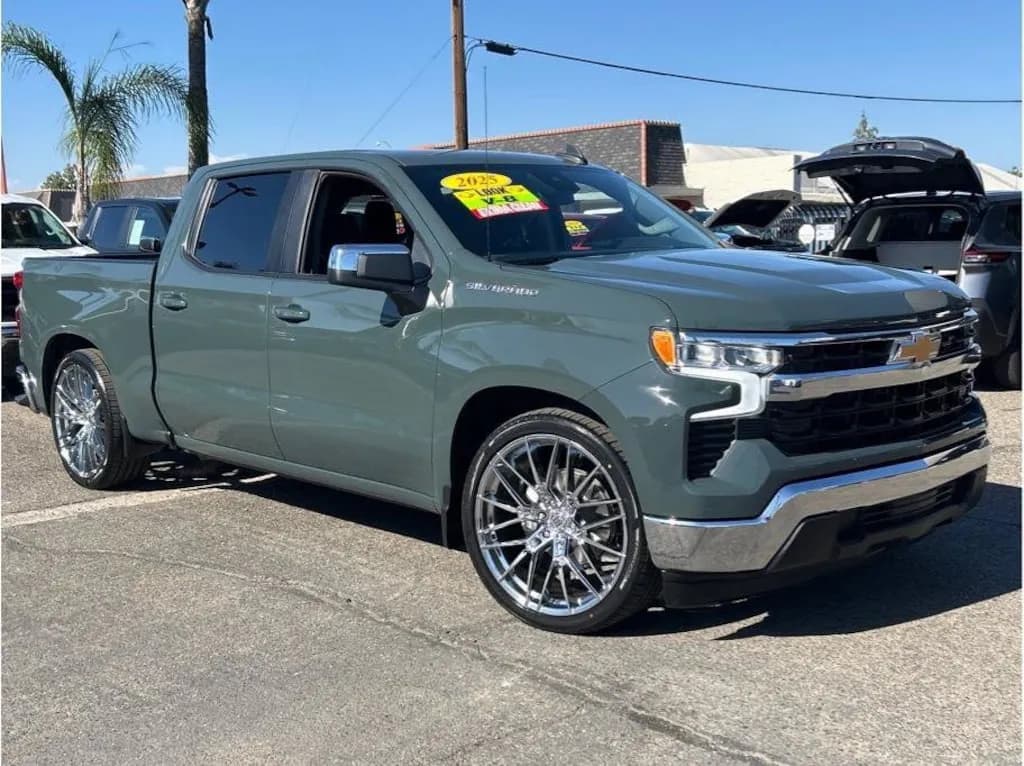 2025 Chevrolet Silverado 1500 - Pickup