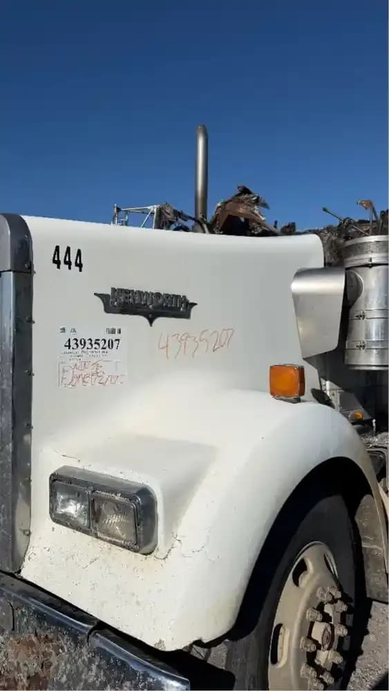 2002 Kenworth W900L Hood