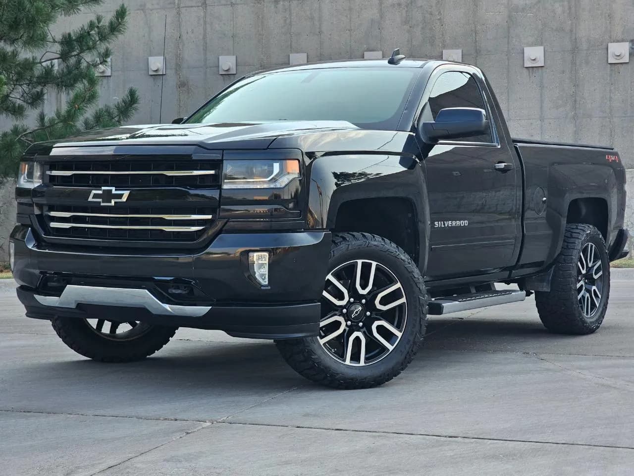 2018 Chevrolet Silverado 1500 - Pickup