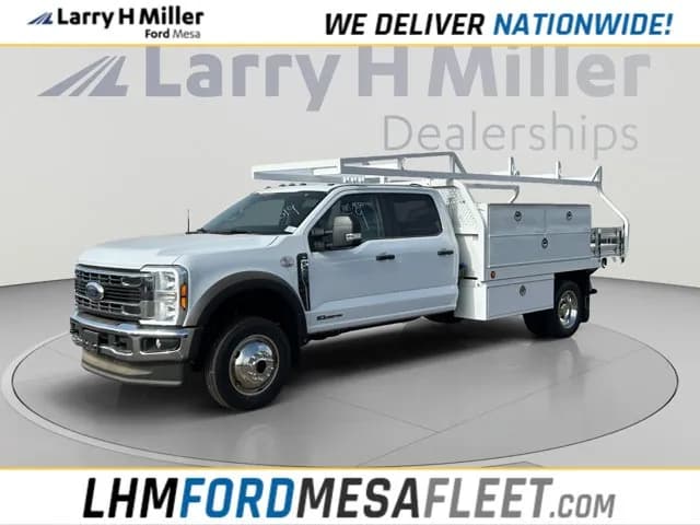2026 Ford F-450 Crew Cab - Service