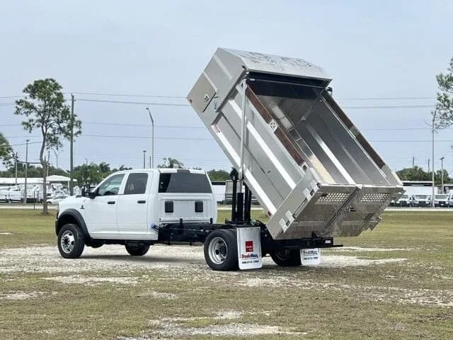 2026 Ram 5500 - Dump
