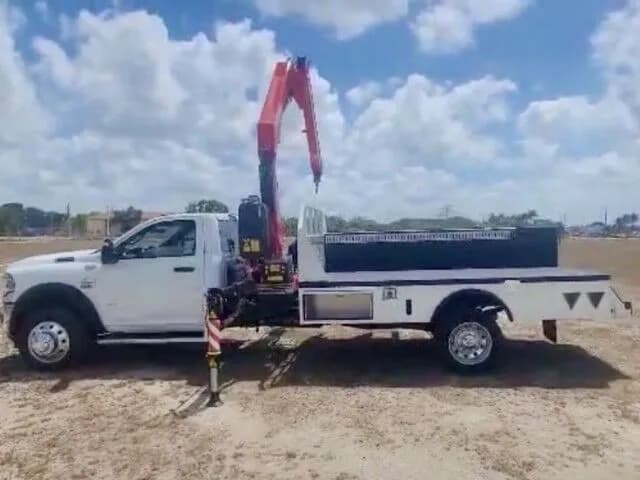 2026 Ram 5500 SL - Crane