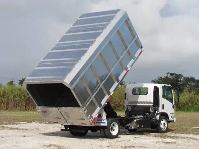 2026 Isuzu NRR
