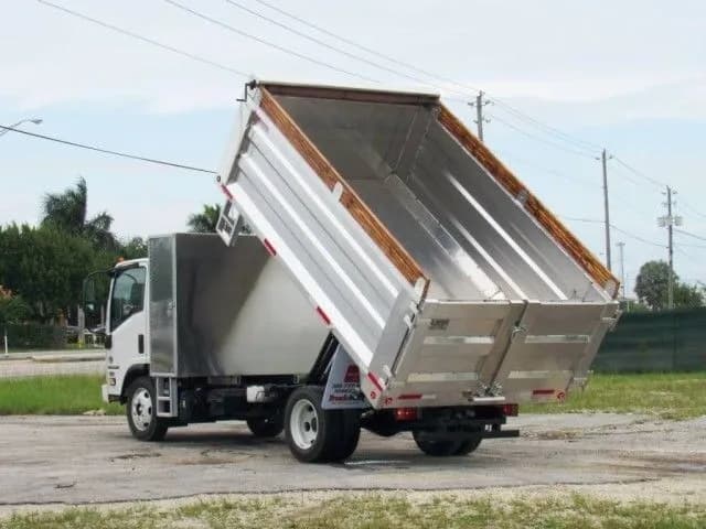 2026 Isuzu NPR-XD - Dump