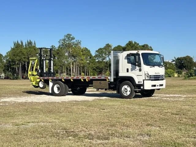 2026 Isuzu FVR - Flatbed