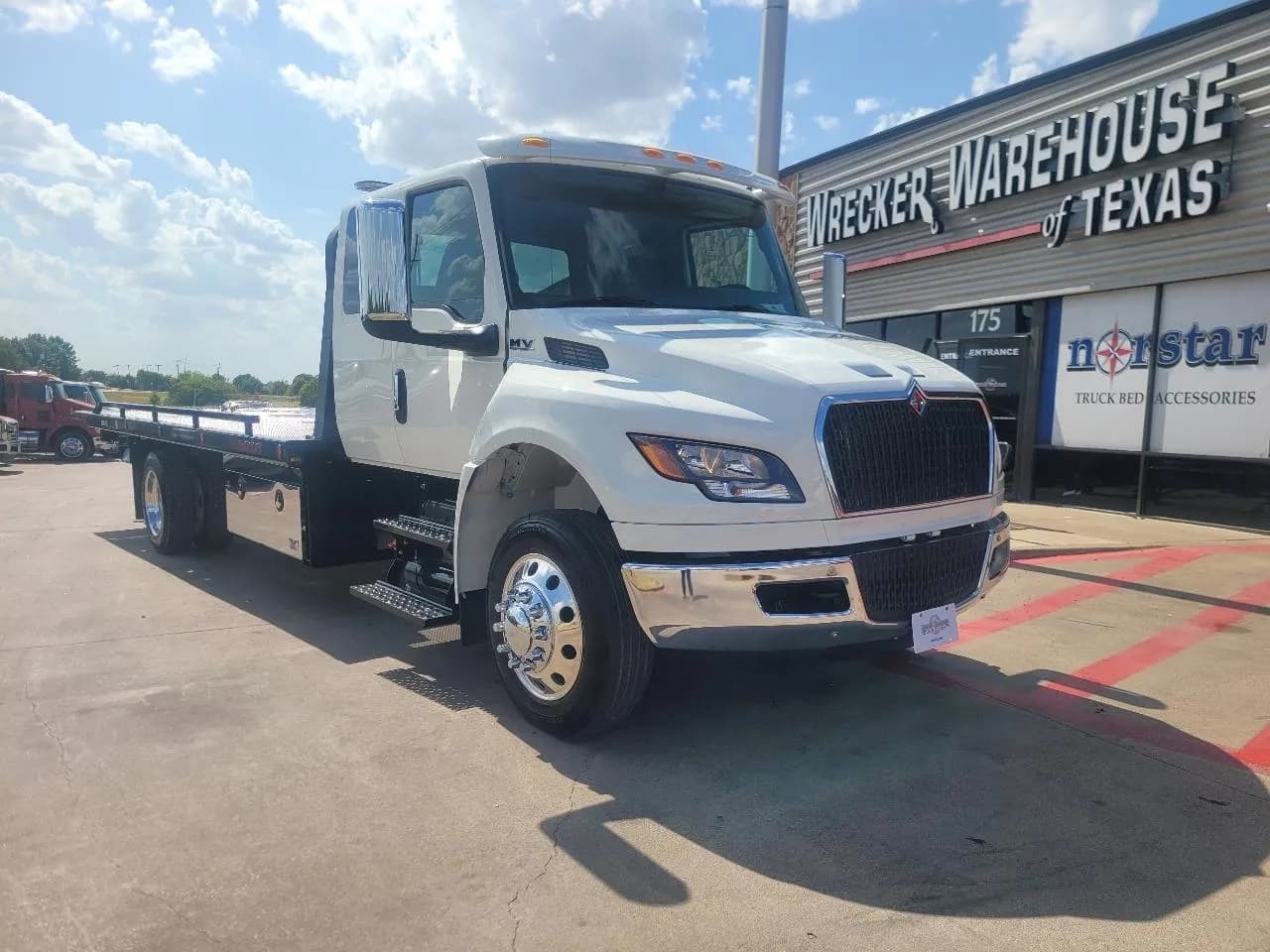 2027 International MV607 260HP XC RR - Tow