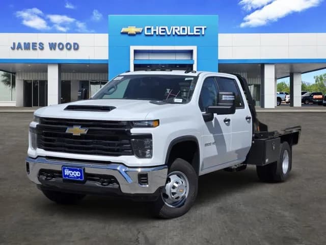 2026 Chevrolet Silverado 3500 Crew Cab - Chassis