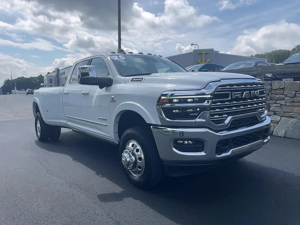 2025 Ram 3500 - Pickup