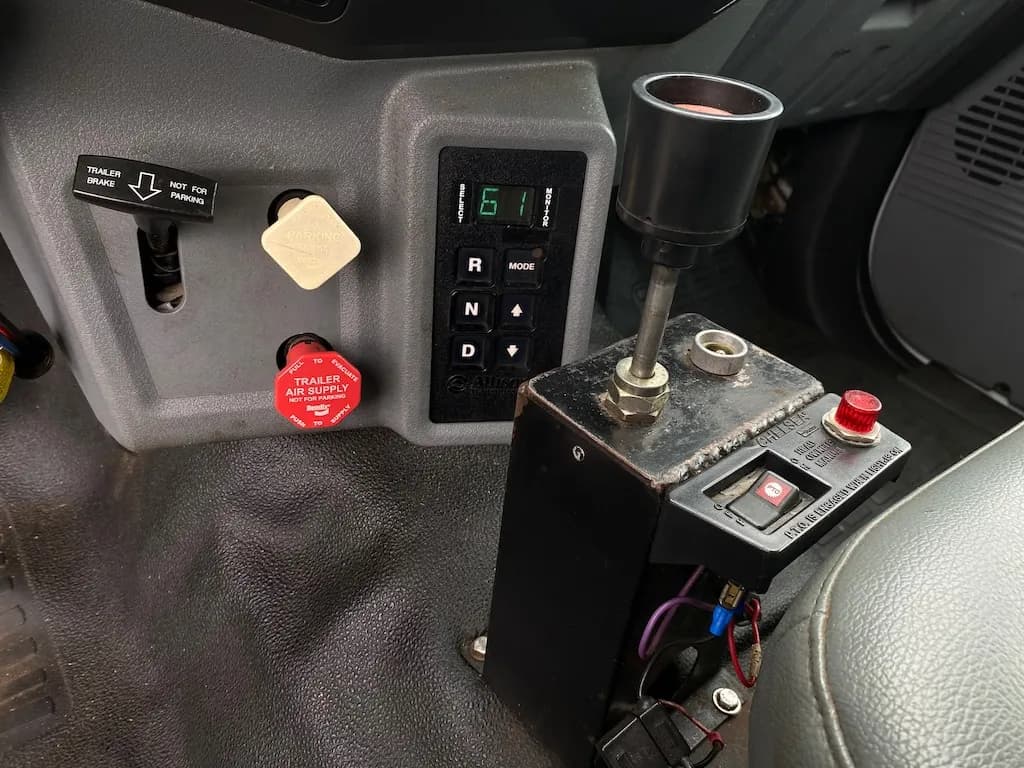 2011 Ford F-750 XL
