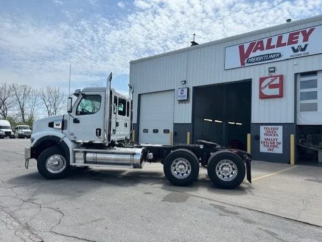 2027 Western Star 49X 2027WESTERN