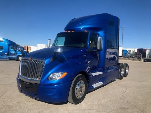 2021 International LT625