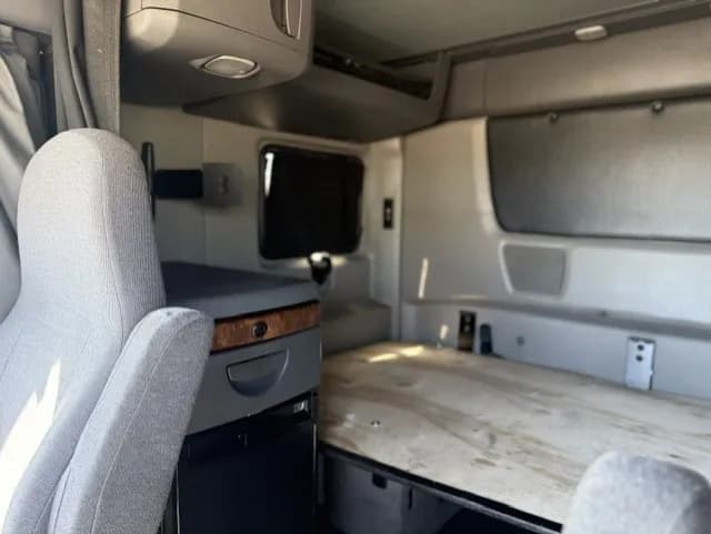 2021 International LT625