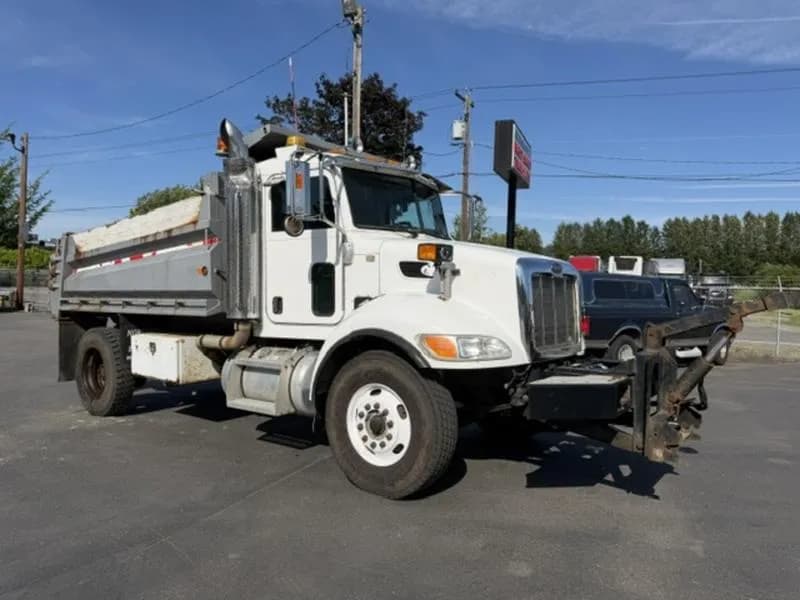 2008 Peterbilt 340 - Bucket