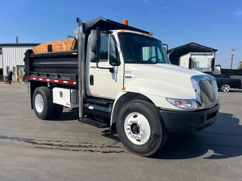 2008 International DURASTAR 4300 - Bucket
