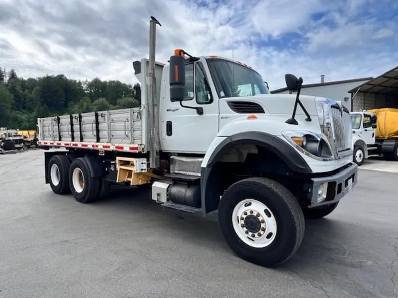 2011 International WORKSTAR 7500 - Bucket