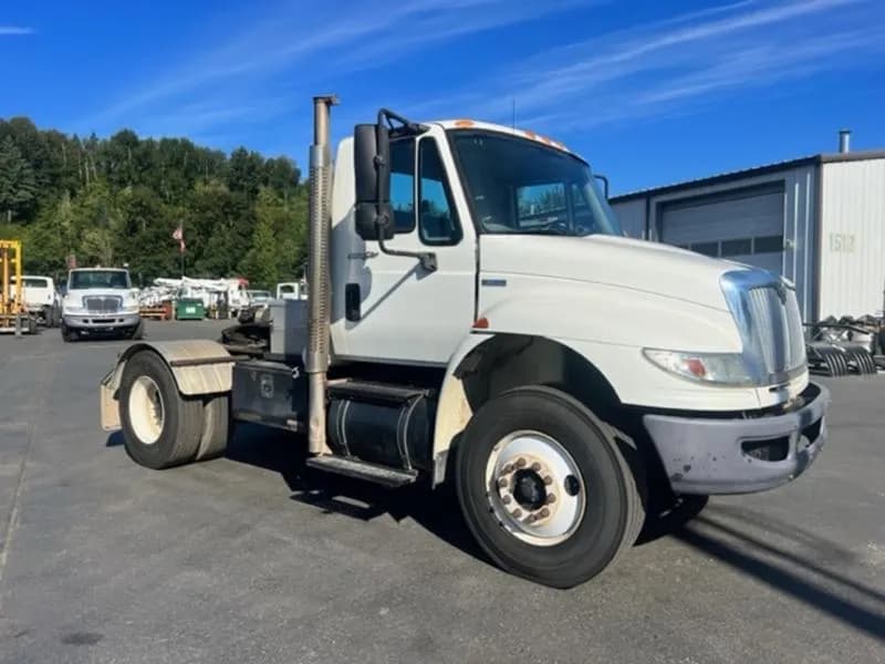 2009 International DURASTAR 4400 - Bucket