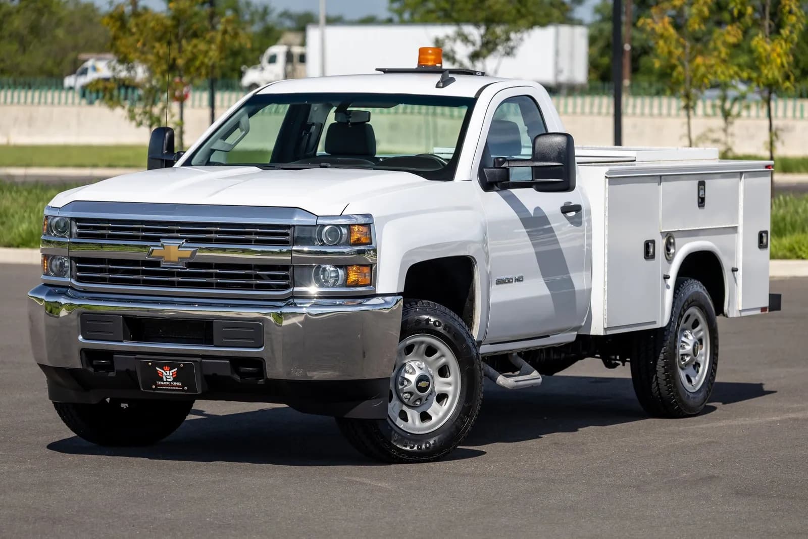 2017 Chevrolet Silverado 3500HD - Chassis