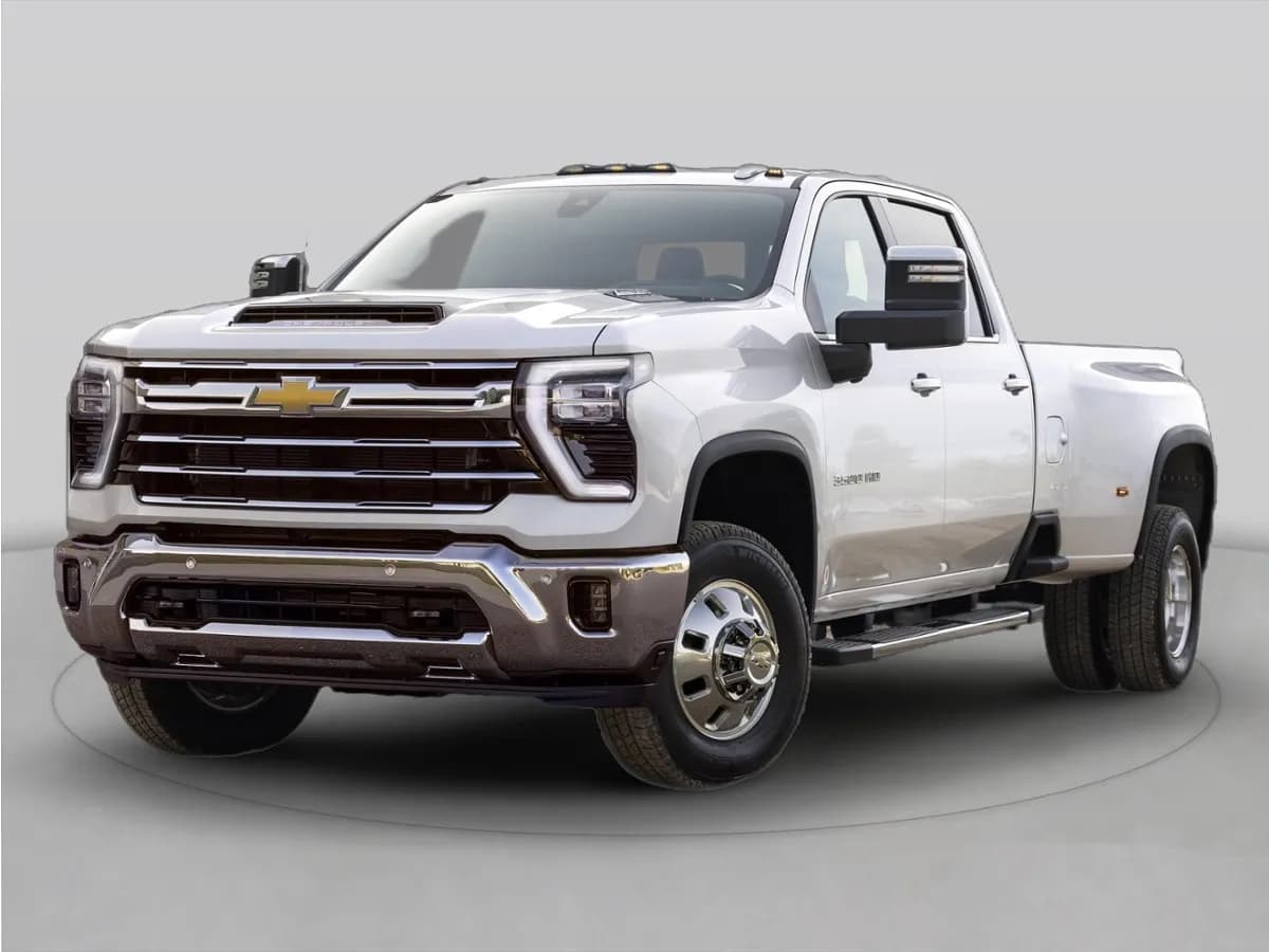 2026 Chevrolet Silverado 3500 Crew Cab - Chassis