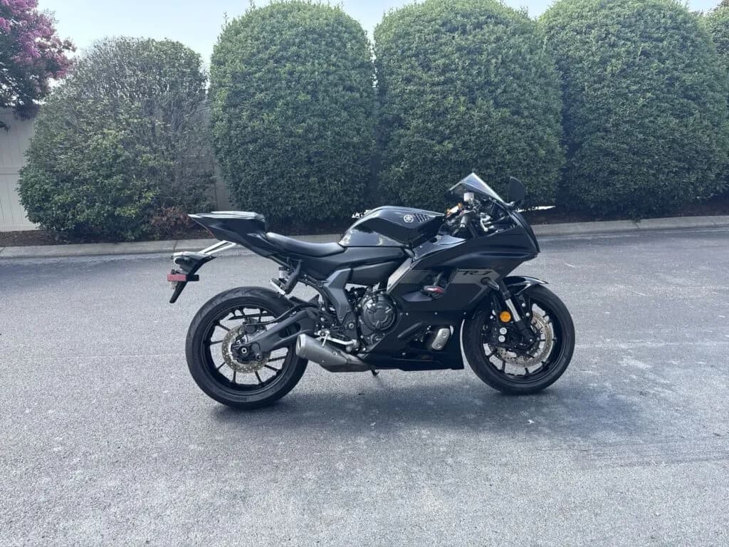 2025 Yamaha YZF-R7 NA