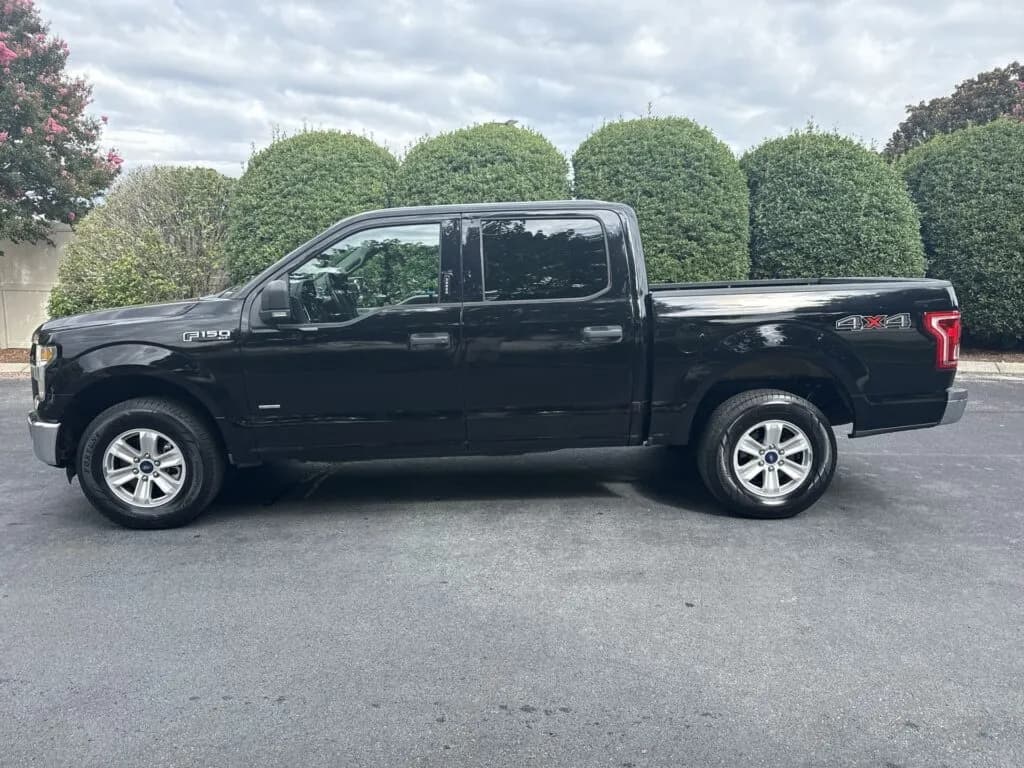 2016 Ford F-150 XLT - Pickup