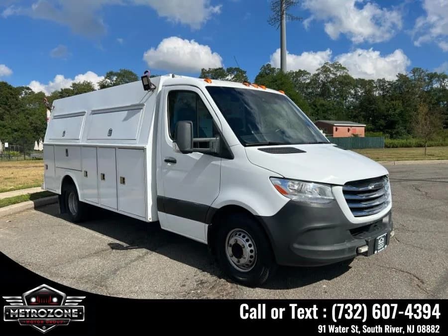 2019 Freightliner Sprinter 3500 Utility/Service Van - Vans