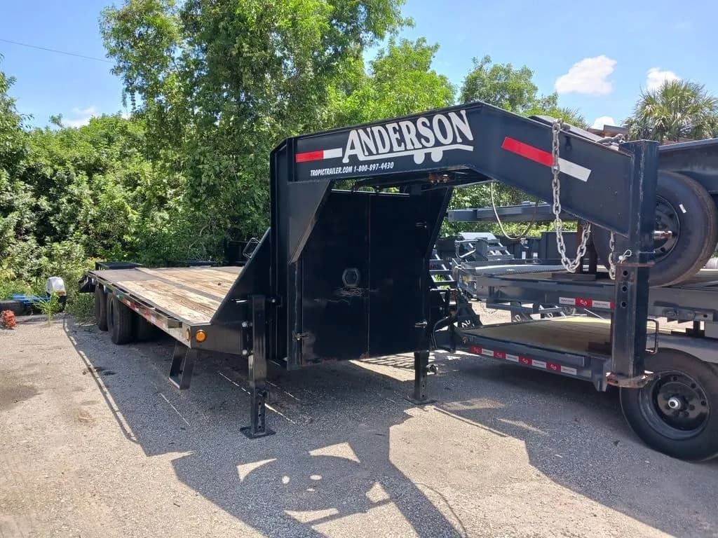 2024 Anderson G82510TW