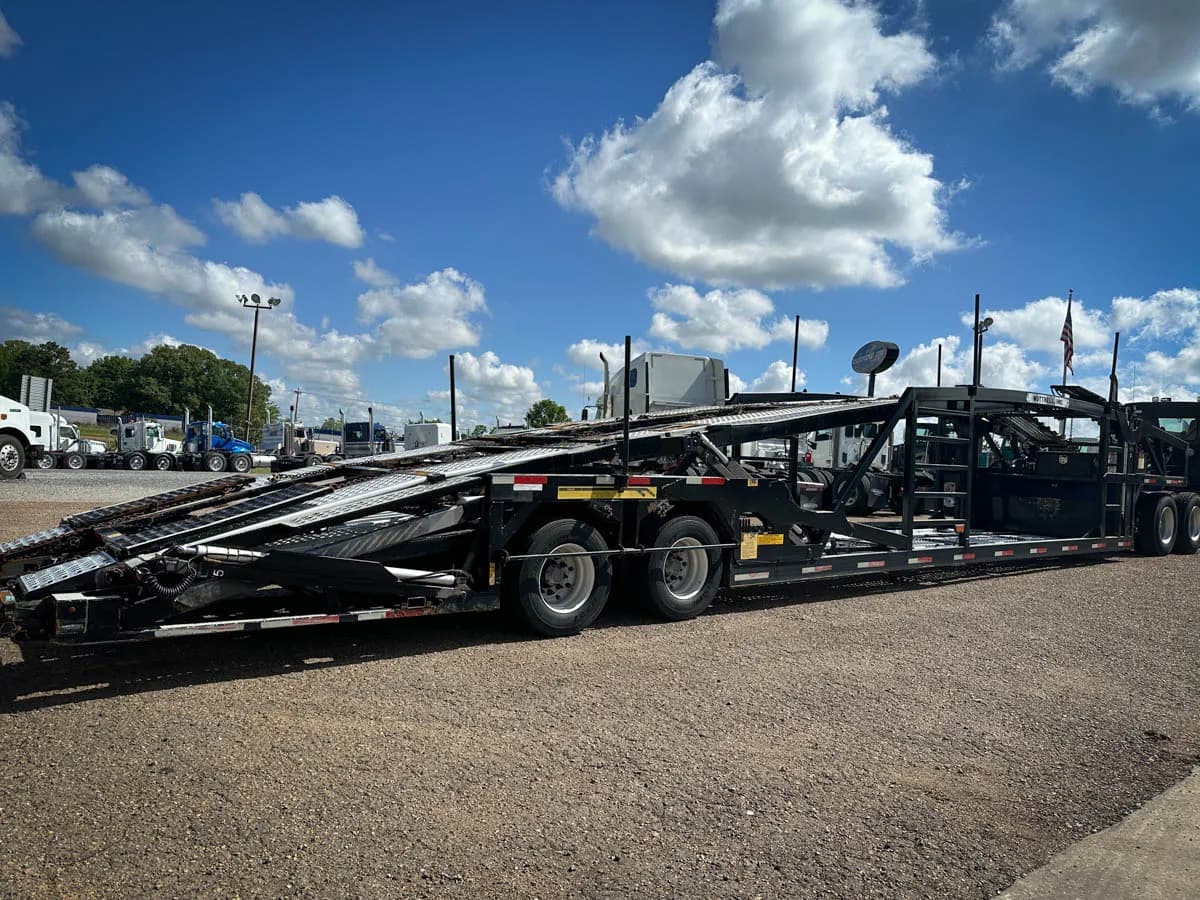 2015 Cottrell 5307 CAR - Car Hauler Trucks