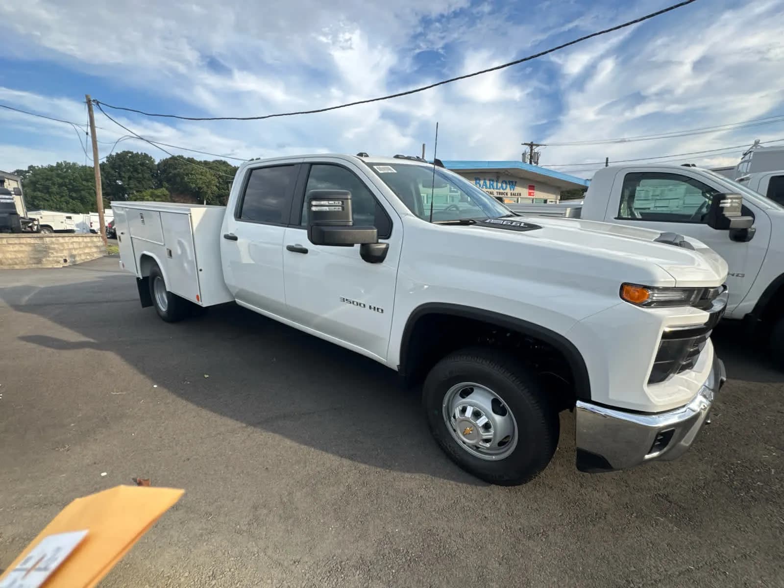 2026 Chevrolet Silverado 3500 Crew Cab - Chassis