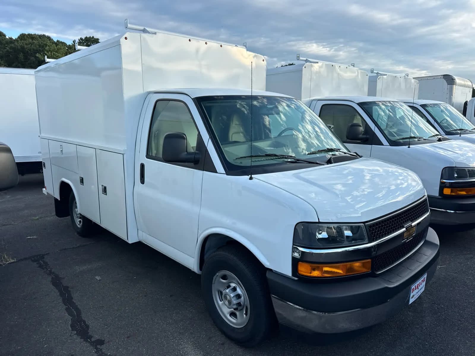 2026 Chevrolet Express 3500 - Box