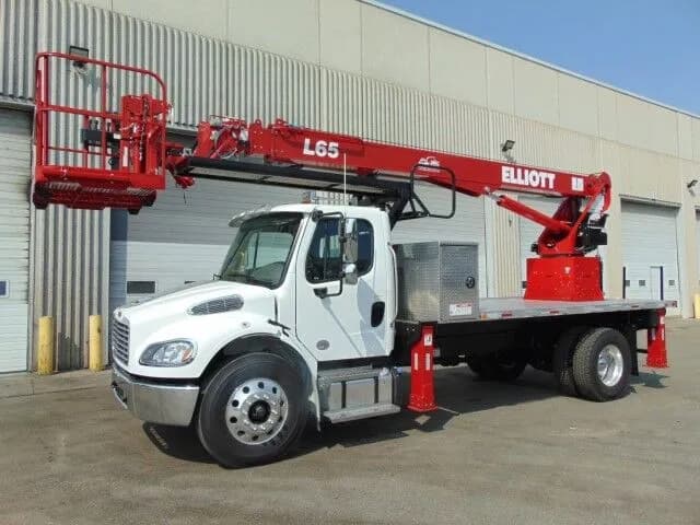 2027 Freightliner M2 106