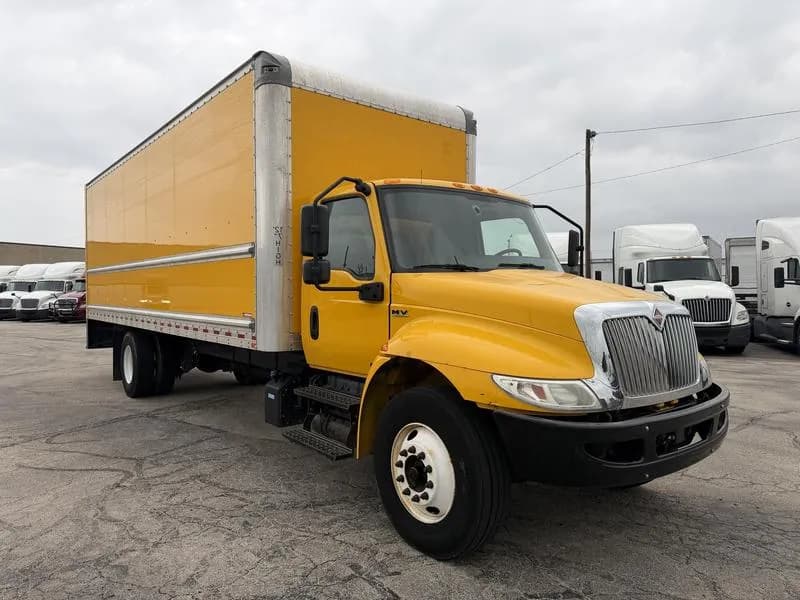 2021 International MV607 - Box