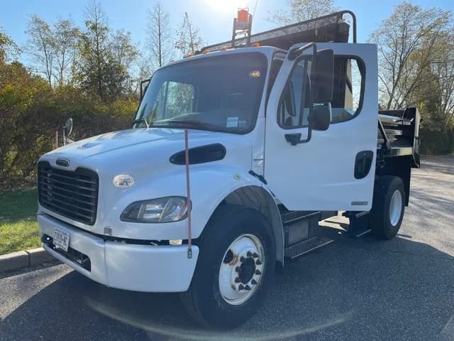 2010 Freightliner M2 - Dump