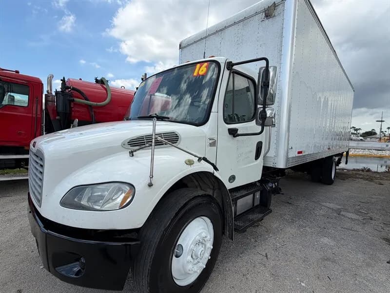 2016 Freightliner M-2