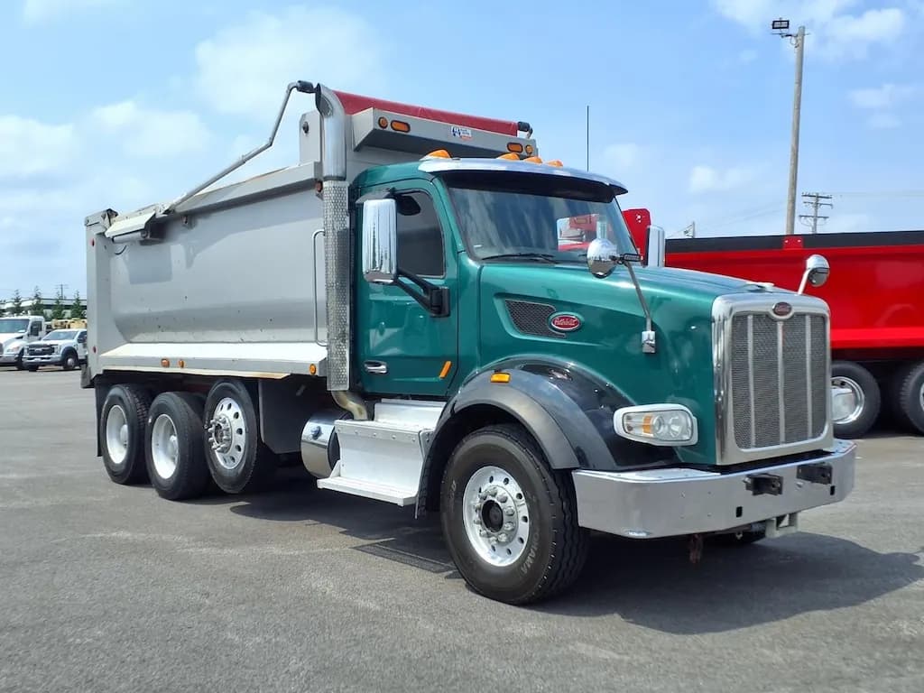 2017 Peterbilt 567 - Dump