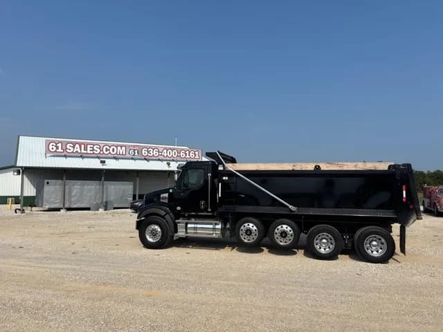 2025 Western Star 47X - Dump