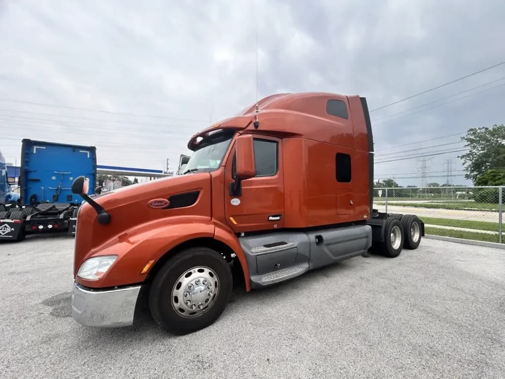 2020 PETERBILT 579