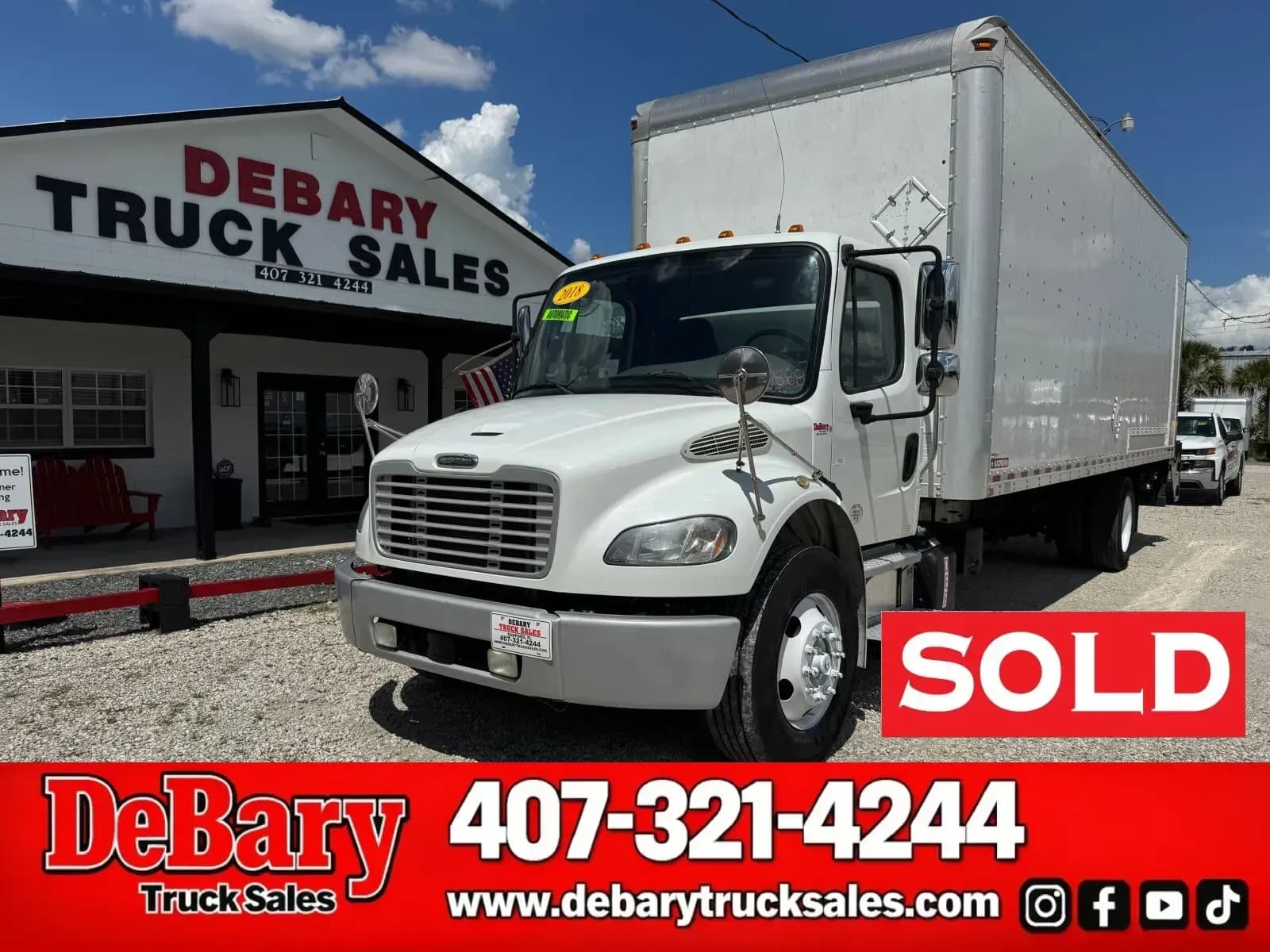 2018 Freightliner M2 106 - Box