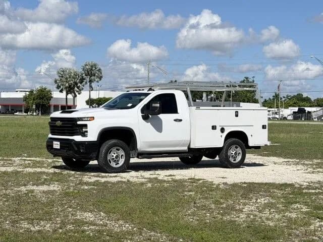2024 Chevrolet Silverado 2500HD - Service