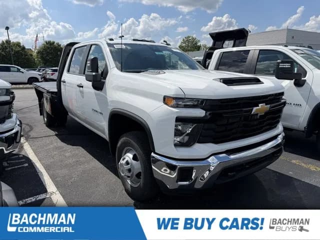 2026 Chevrolet Silverado 3500 Crew Cab - Chassis