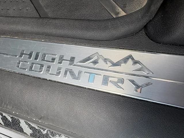 2022 Chevrolet Silverado 2500 HD - Pickup